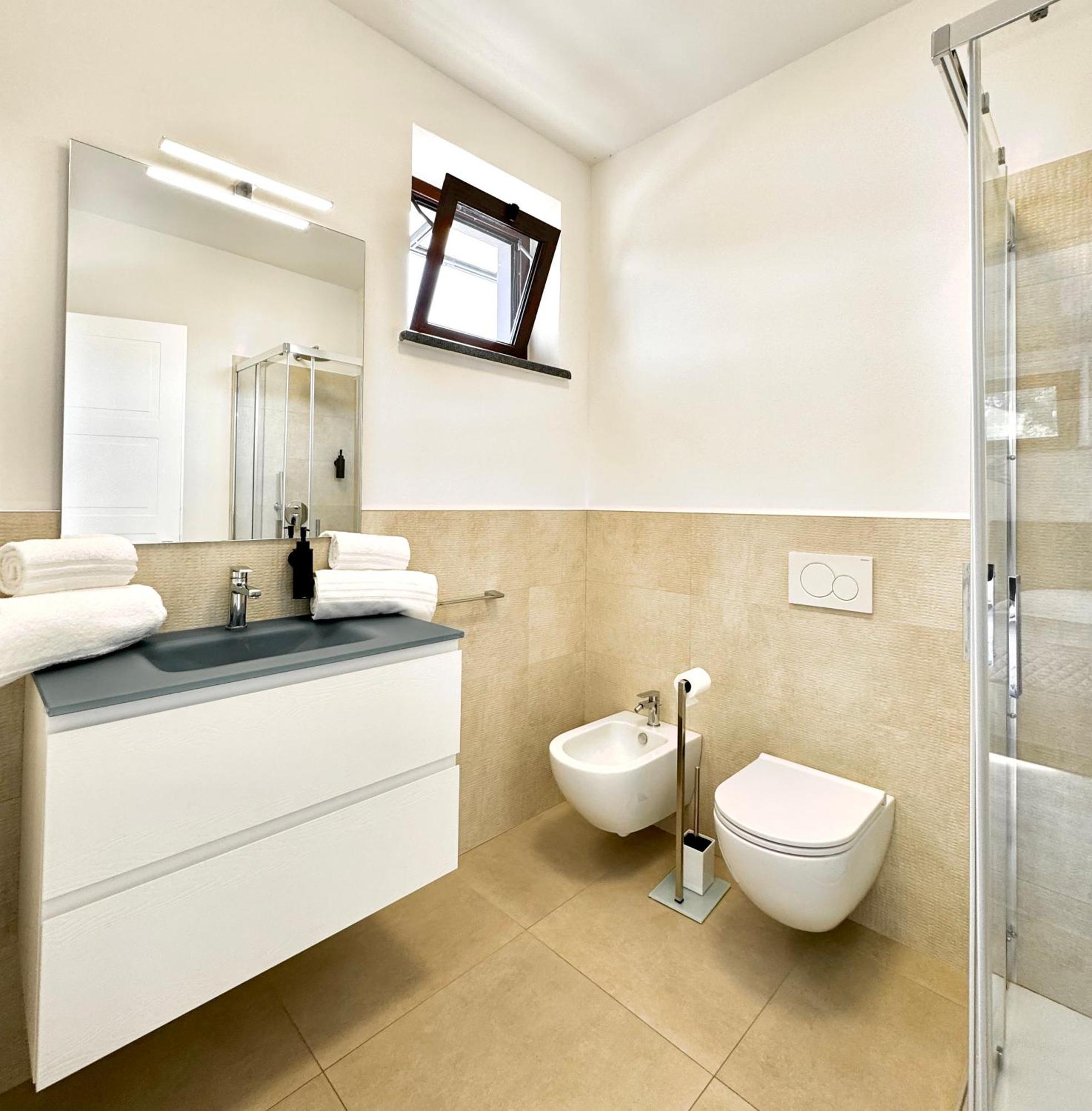 Mirage Rooms & Apartments بورتوفينيري المظهر الخارجي الصورة