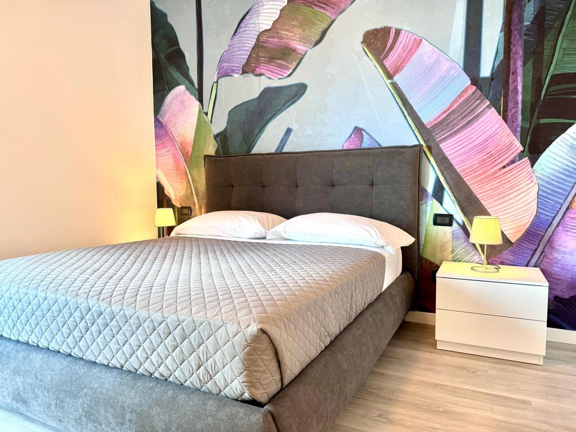 Mirage Rooms & Apartments بورتوفينيري المظهر الخارجي الصورة