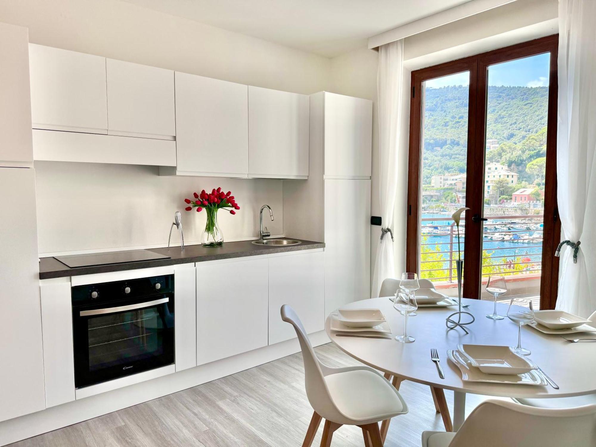 Mirage Rooms & Apartments بورتوفينيري المظهر الخارجي الصورة